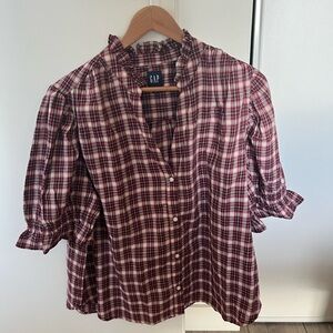 Gap ruffled puff sleeve shirt